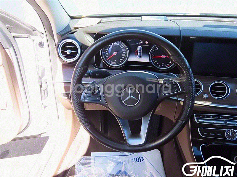 [벤츠]E-클래스 W213 E220d 익스클루시브 (5...--1