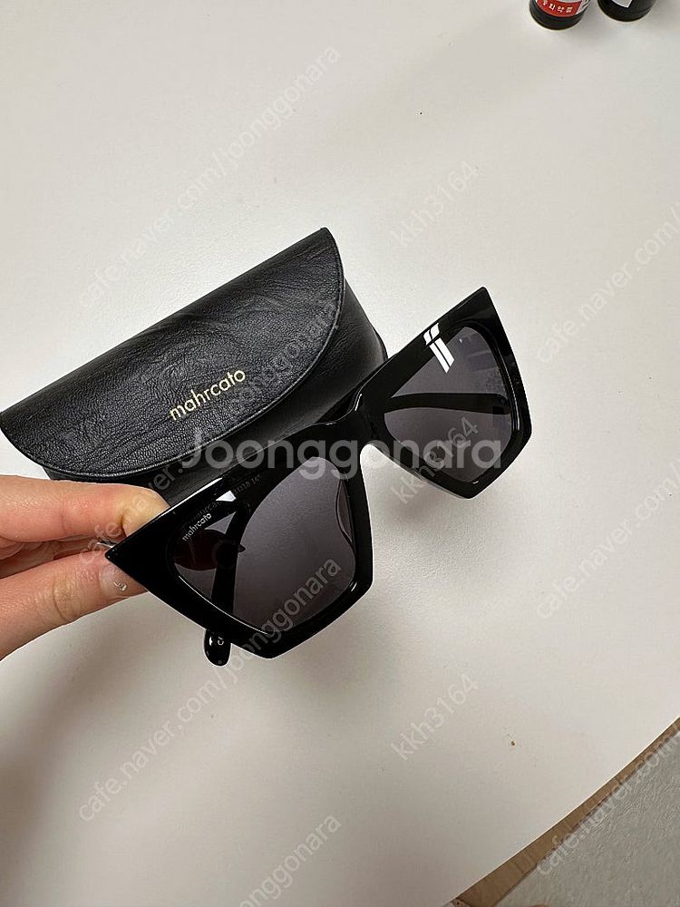 마르카토 라라 선글라스--0