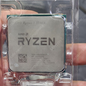 라이젠 3700X CPU