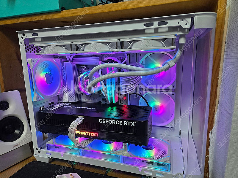 게인워드 RTX 5080 팬텀 팝니다--1