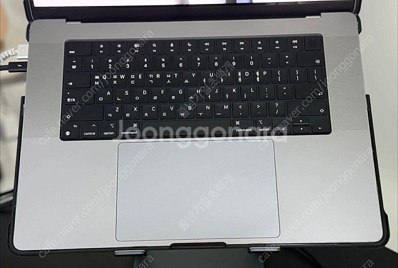 맥북프로 16인치 M1 Max 32GB 1TB 외 악세...--1