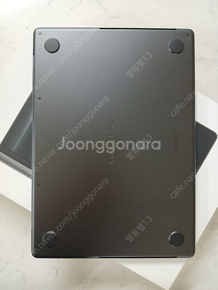 맥북 프로 pro m3pro 18gb / Macbook...--1