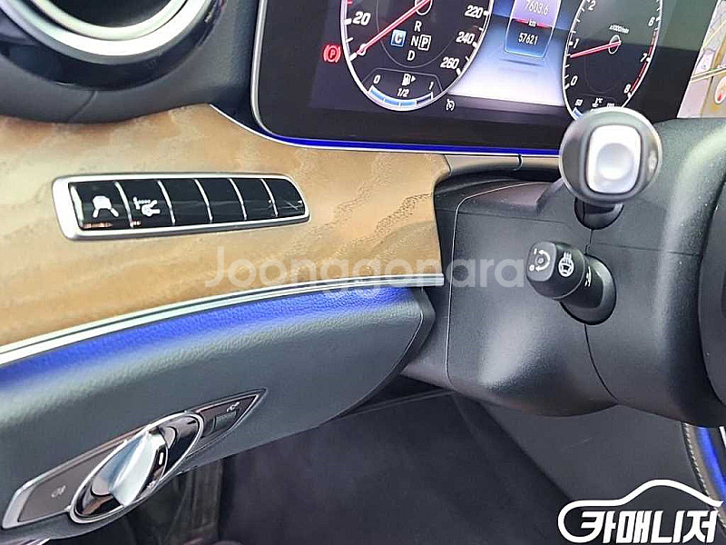 [벤츠]E-클래스 W213 E300 4MATIC 익스클...--6