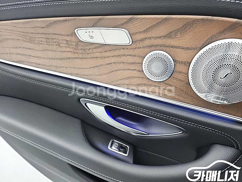[벤츠]E-클래스 W213 E300 4MATIC 익스클...--7