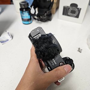 zv-e1에서 a7c2 교환원합니다.