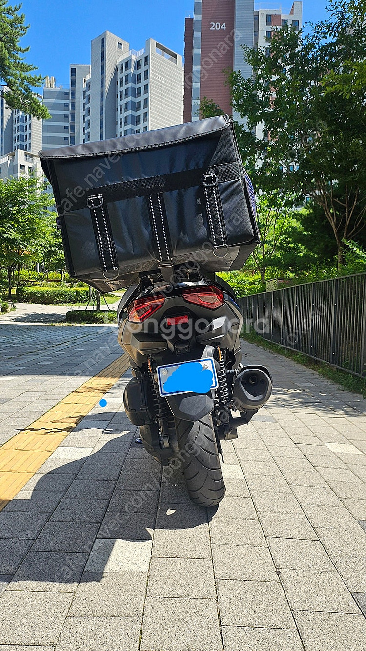 엑스맥스 300 25년 아이콘 블랙--0