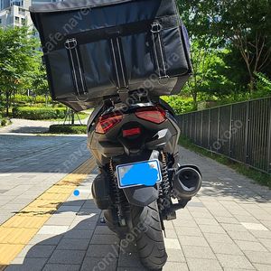 엑스맥스 300 25년 아이콘 블루