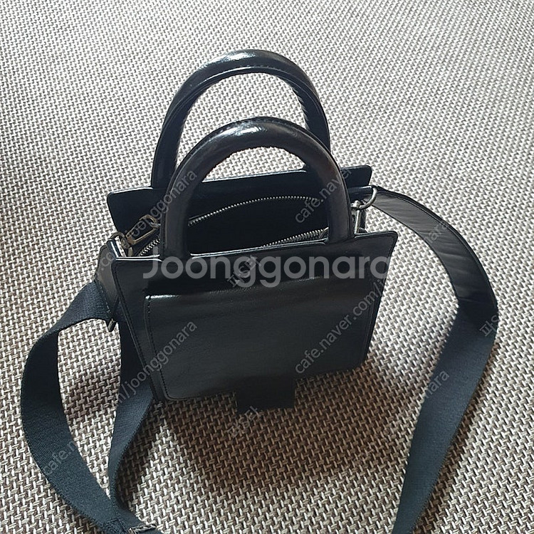 (택포) 콰니 프론트 포켓 백 토트백 크로스백--1