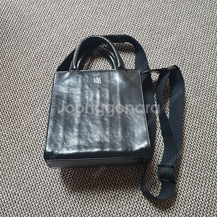 (택포) 콰니 프론트 포켓 백 토트백 크로스백--2