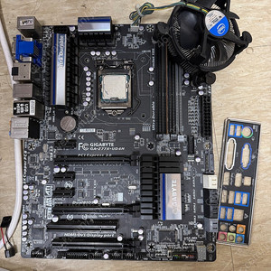 I7 3770k + GA-Z77X-UD4H
