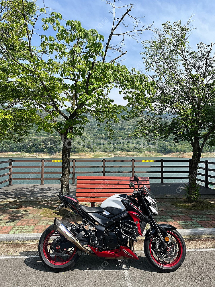 스즈키 gsx s750 스페셜색상 판매합니다--0