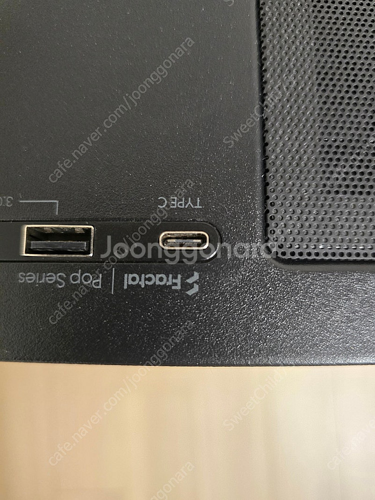 프랙탈디자인 PC 케이스 Fractal Design P...--9