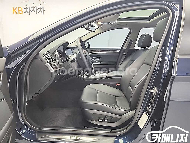 [BMW]5시리즈 (F10) 528i 2011 년 휘발...--2