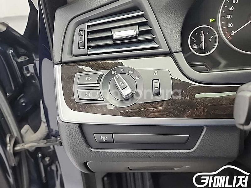 [BMW]5시리즈 (F10) 528i 2011 년 휘발...--8