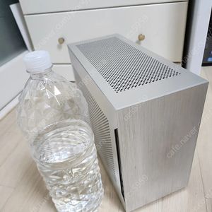 인텔 i5 14600KF RTX4060 SFF ITX 미니게이밍PC를 판매합니다