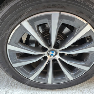 BMW G20 3시리즈 17인치 순정휠+타이어 팝니다.