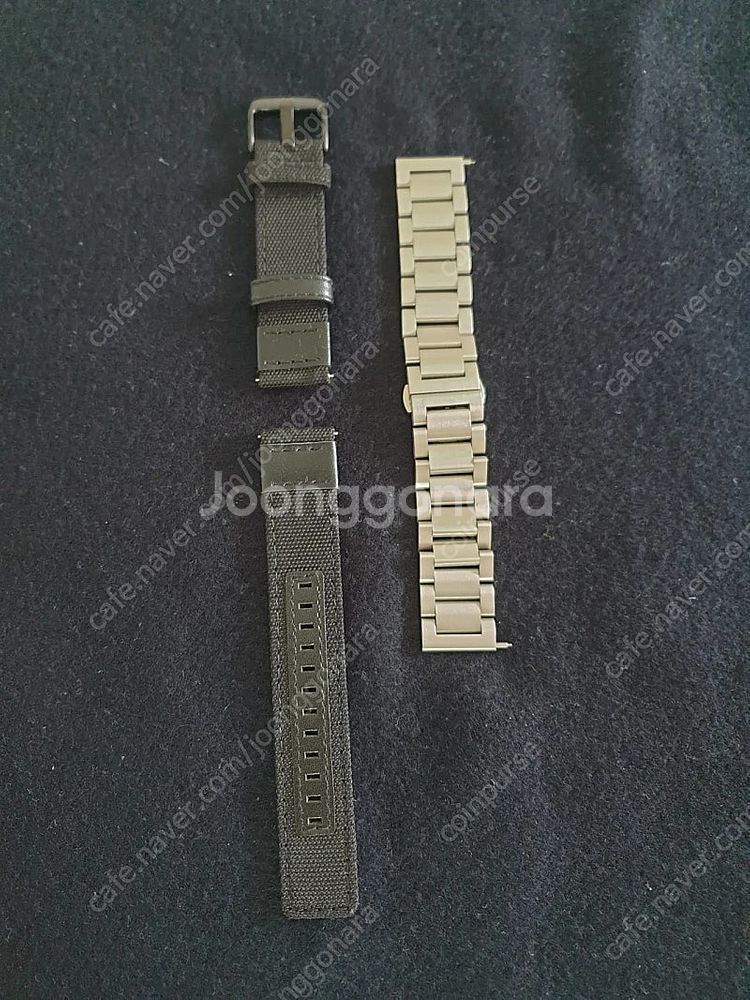 갤럭시 워치 스트랩 시계줄 밴드 팝니다--1
