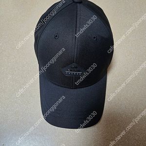 (새상품) 아이더 모자 택포 3.5만원 판매합니다..사이즈 조절이 가능합니다