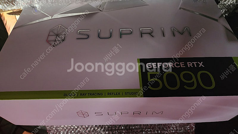 MSI 지포스 RTX 5090 슈프림 [미개봉]--1