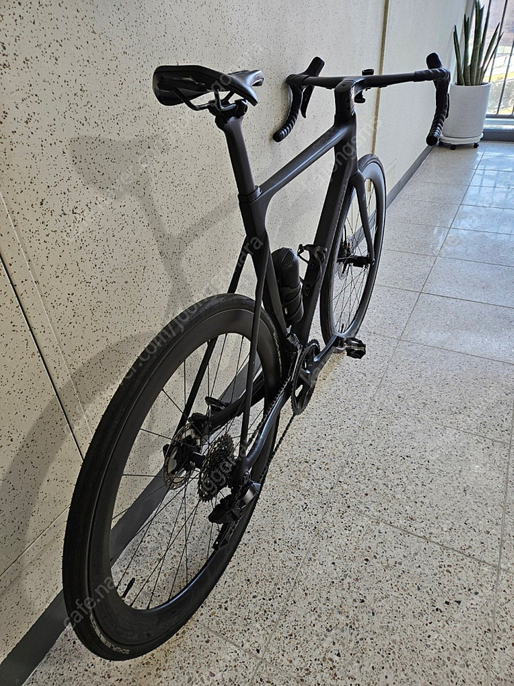 폴리곤 헬리오스 A8X 판매합니다.--1