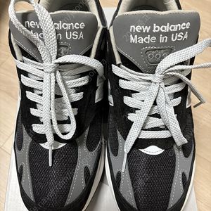 뉴발란스 993 메이드 인 USA 블랙 - D 스탠다드 275 새제품 판매!