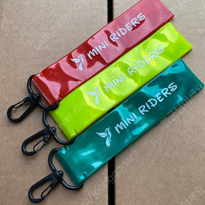 미니라이더스 미라 mini riders 반사 스트랩 팝니다.