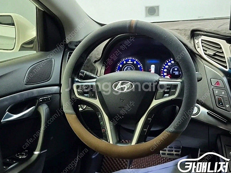 14년식 [현대]i40 2.0 GDI D 스펙 (5인승...--9