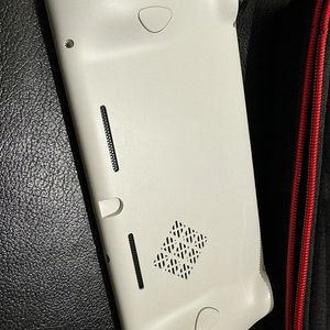 오딘 라이트 6램 128기가 판매합니다.