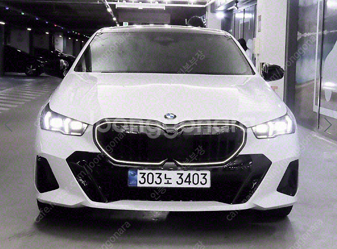 중고BMW 24년식 신차급 컨디션! 브라운시트 화이트바...--2