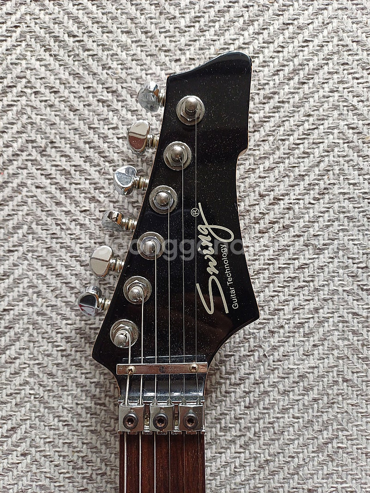 Swing EZ-100 일렉기타 세트로 팝니다.--3