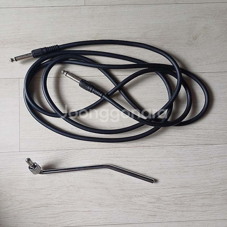 Swing EZ-100 일렉기타 세트로 팝니다.--6