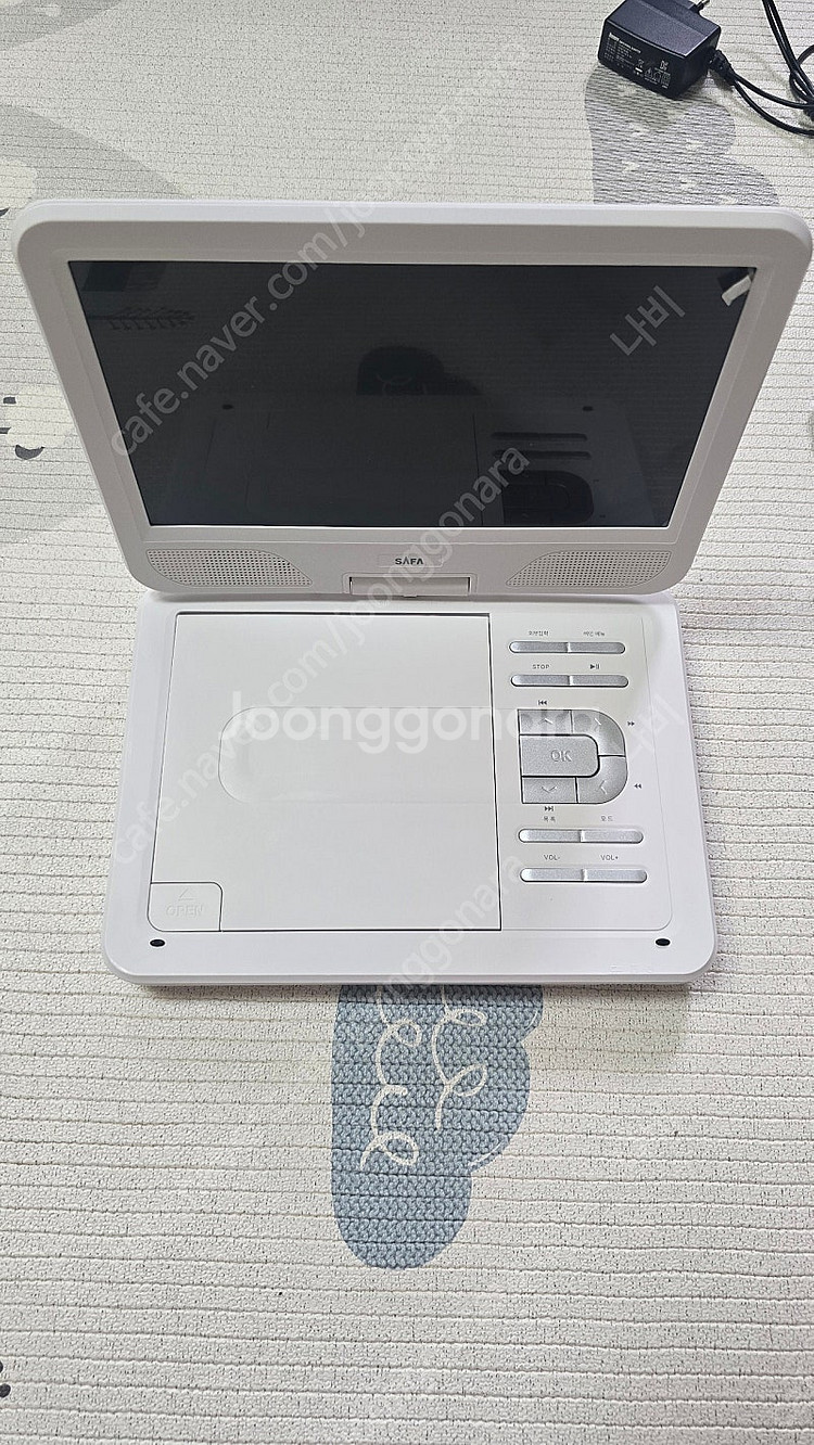 사파 플레이어(DV100)팝니다.--0