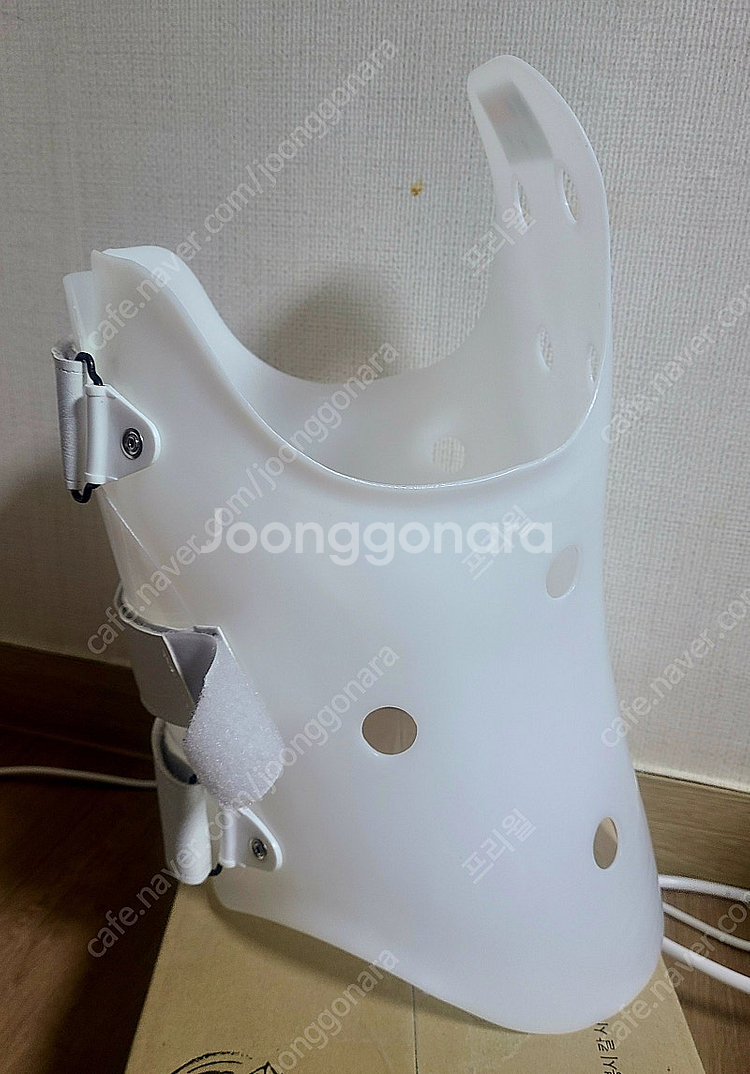 척추골절 허리보조기 허리보호대 팝니다.--2
