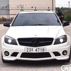 [벤츠]C클래스 W204 C63 AMG 세단 2009 년 휘발유 중고 중고차 전액할부☆중고차리스☆중고차수출