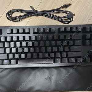 레이저 헌츠맨 V2 TKL 리니어 키보드(광축) 팝니다