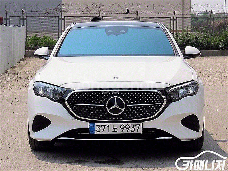 [벤츠]E-클래스 W214 E200 아방가르드 2024...--0