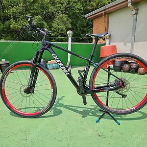 아이너 카보니아 MTB 29인치 (풀카본)