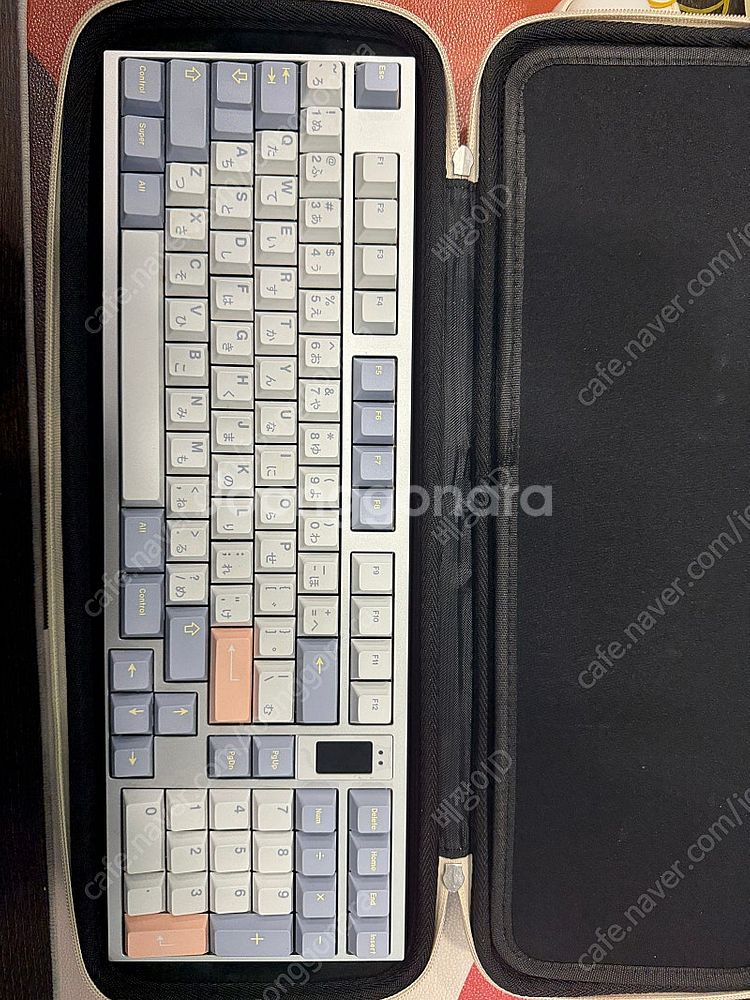 Qwertykeys QK100 키보드 (키캡포함) 팝니...--4