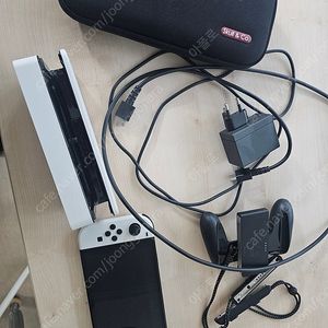 닌텐도 스위치 oled 팝니다