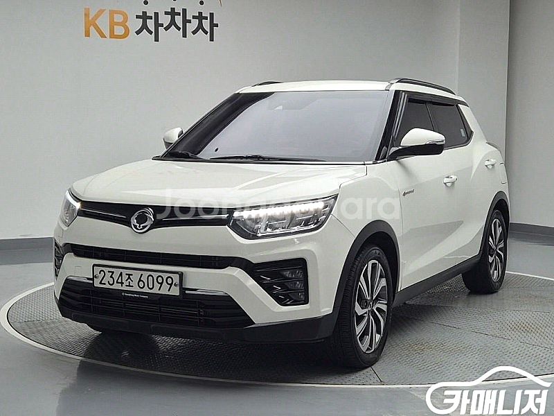 베리 뉴 티볼리 4WD 디젤 1.6 2020 년 중고차...--0