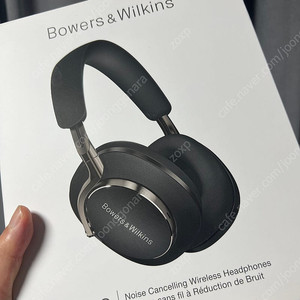 Bowers & Wilkins PX8 신품급 풀박