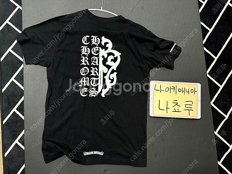 [ L ] 크롬하츠 스펠링 대거 하프 대거 반팔 블랙--0