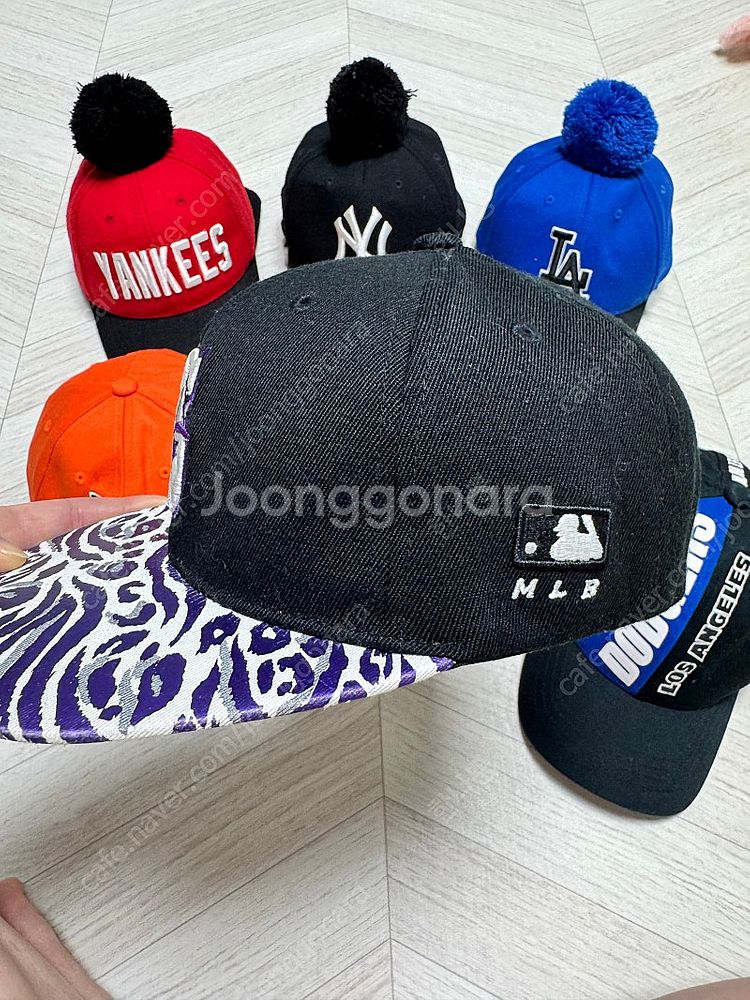mlb키즈모자 49-51사이즈 팝니다--4