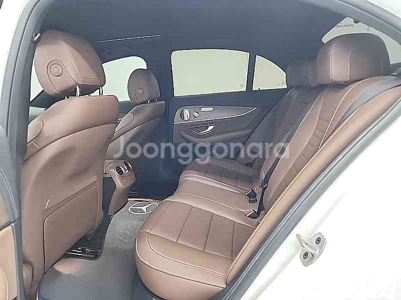 [벤츠]E-클래스 W213 E220d 4MATIC 익스...--3