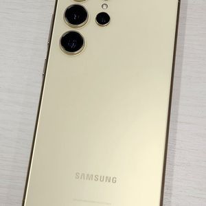 갤럭시 S24울트라색상 옐로우색상 512용량 새상품컨디션 초S급 단말기 83만 판매합니다