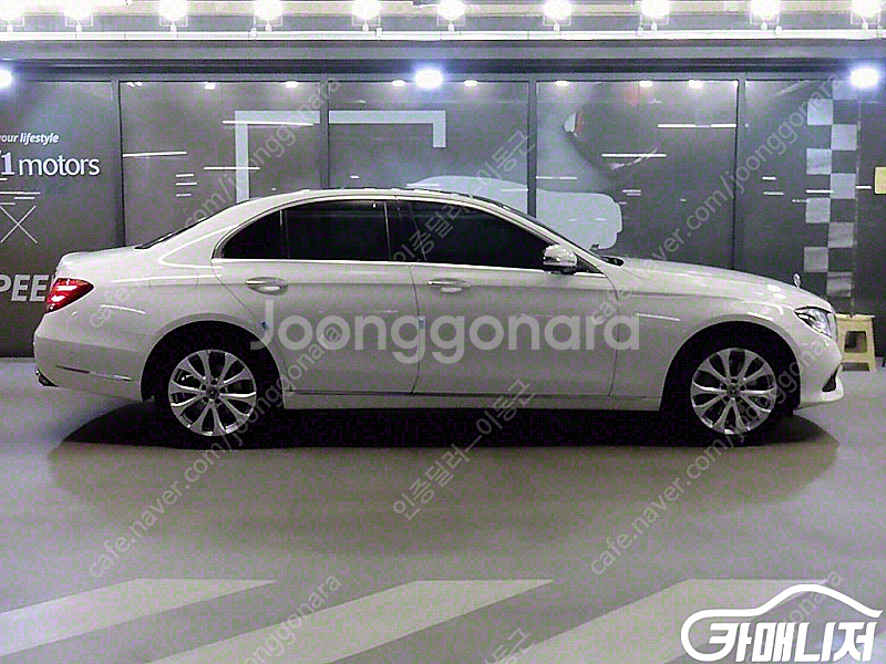 [벤츠]E-클래스 W213 E300 4MATIC 익스클...--3