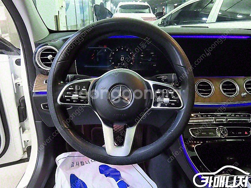[벤츠]E-클래스 W213 E300 4MATIC 익스클...--8