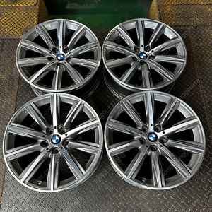 18인치 BMW G30 5시리즈 럭셔리 순정휠 1대분 PCD112 8.0J +30