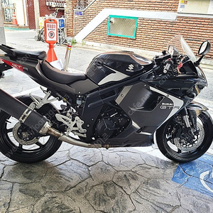 S&T 코멧 650 RC 판매합니다.(2015년식/32,000km)