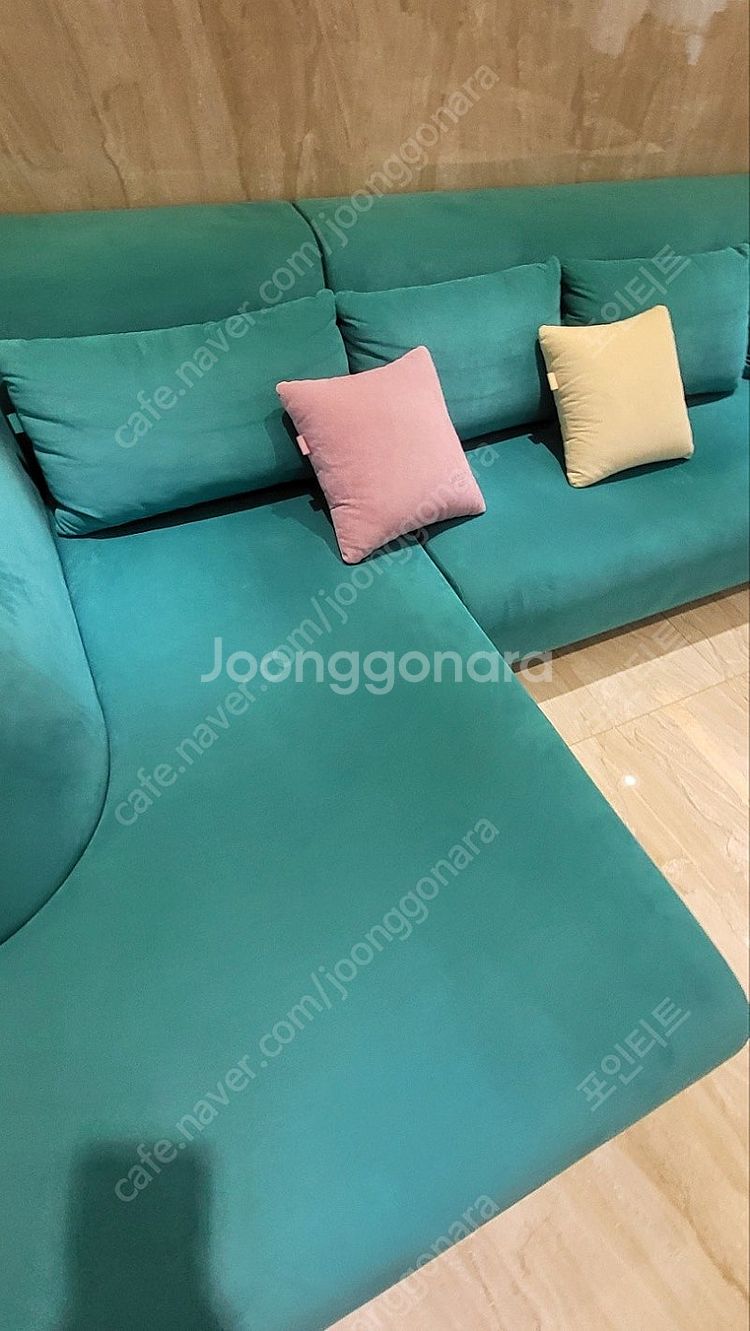 헷세드 쇼파 판매중입니다--1